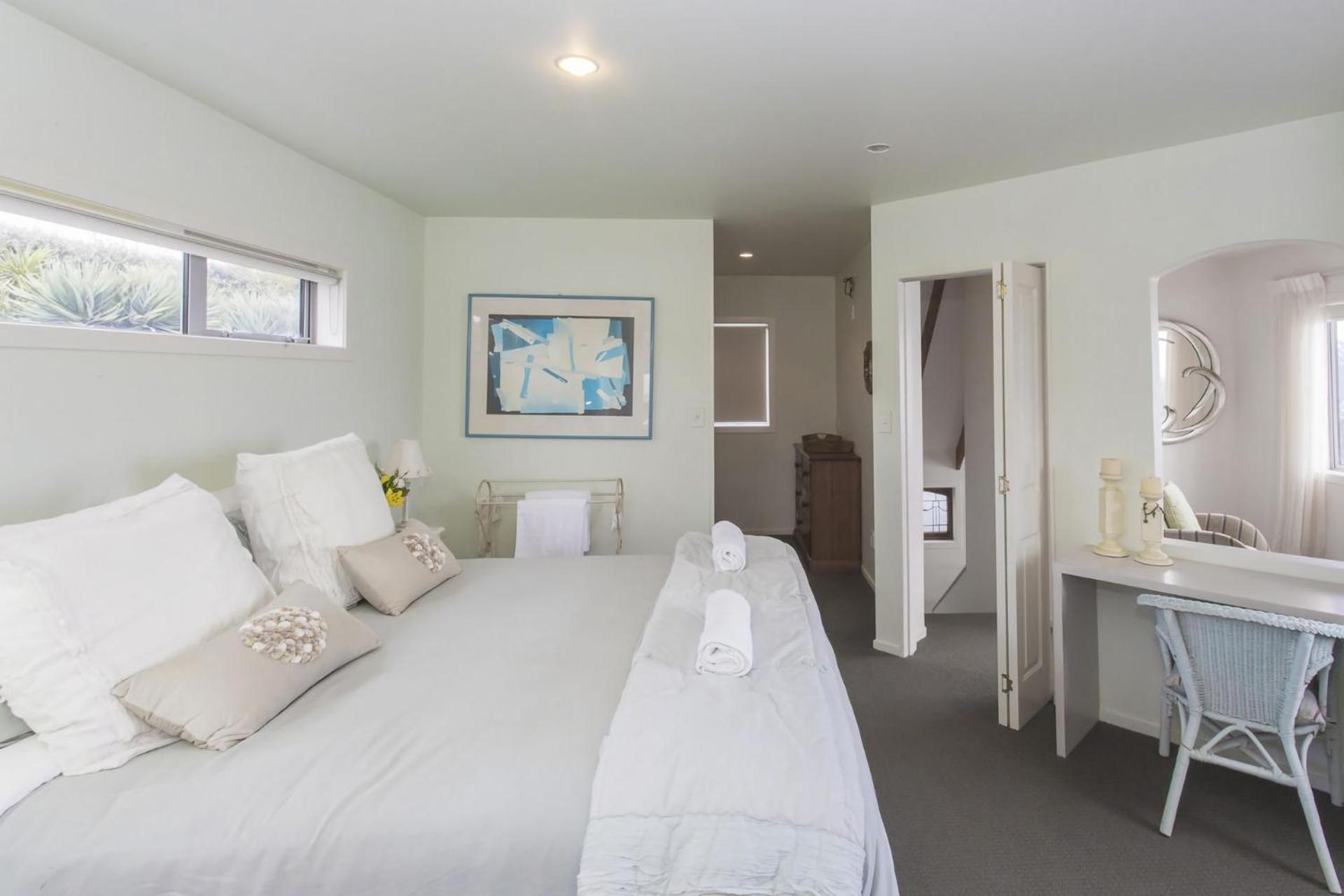 Chester Cottage Beachfront Oakura Εξωτερικό φωτογραφία