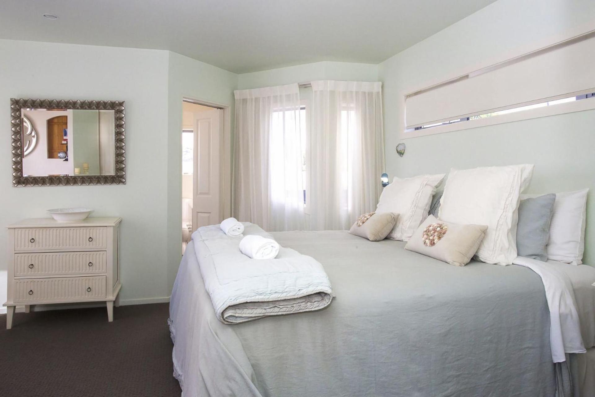 Chester Cottage Beachfront Oakura Εξωτερικό φωτογραφία