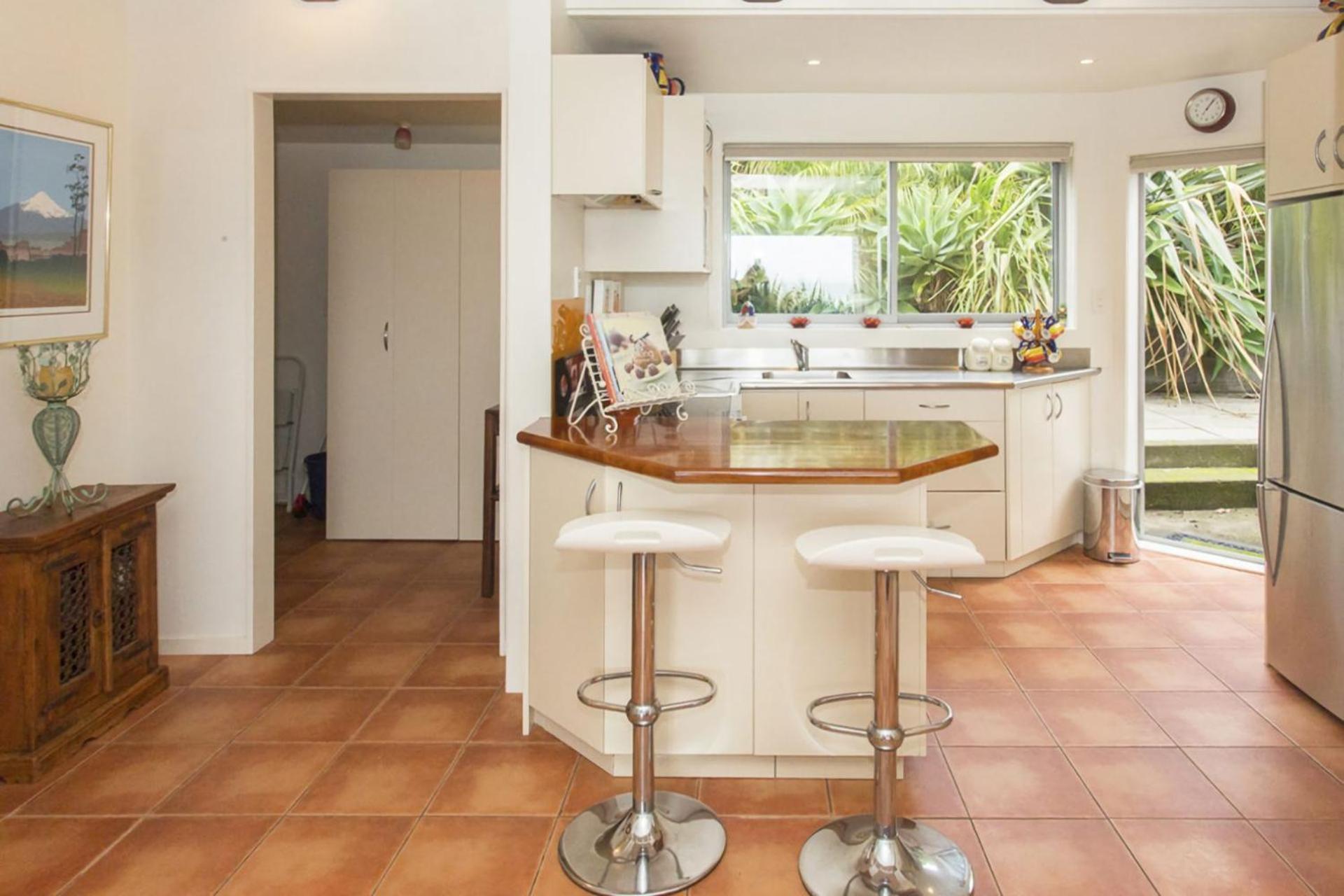 Chester Cottage Beachfront Oakura Εξωτερικό φωτογραφία